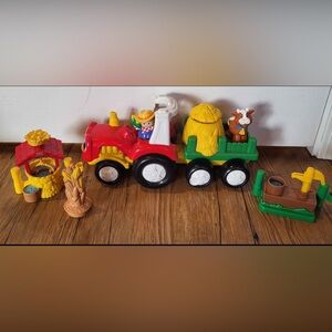 Fisher Price-Little People- Farmer and Tractor